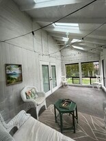 Building Photo - 1437 SW 13th Pl