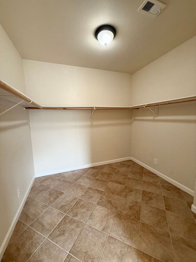 Building Photo - Beautiful 4 Bedroom 4.5 Bath Home COMING SOON!!!
