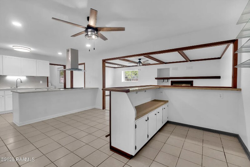 Building Photo - 309 S Wakefield Dr