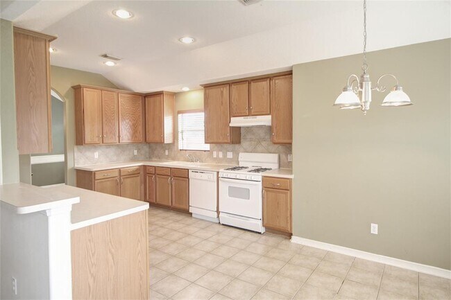 Building Photo - 20203 Goss Hollow Ln