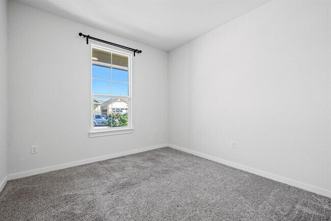 Building Photo - 1120 Bear Track Loop