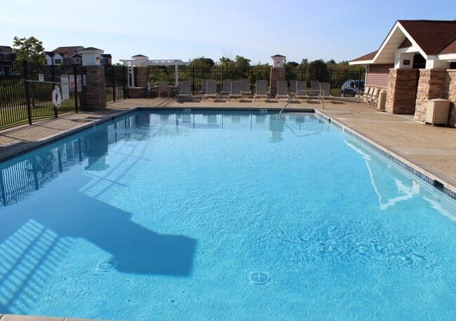 Building Photo - 1988 Commonwealth Blvd