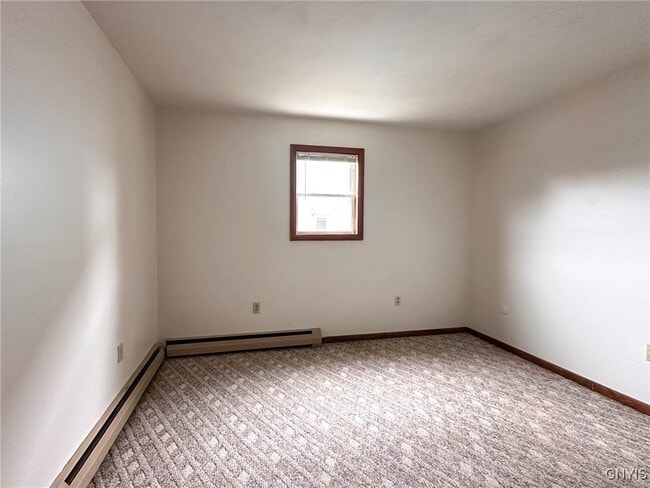 Building Photo - 821 Floyd Ave