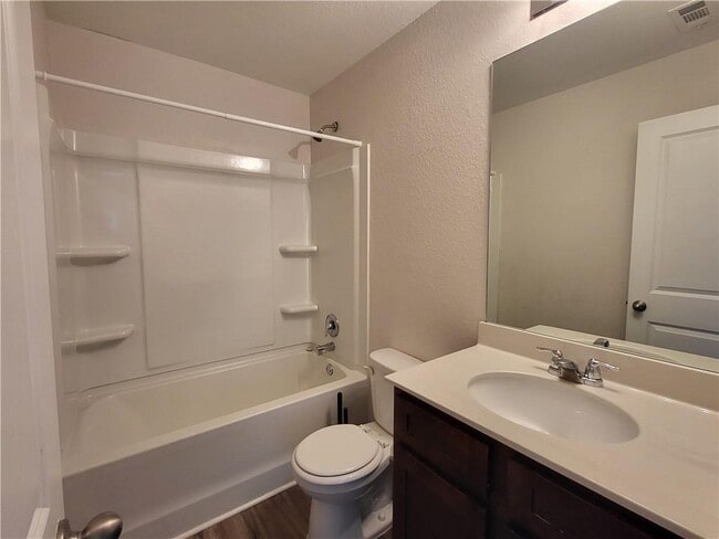 Building Photo - 205 Augusta Woods Dr