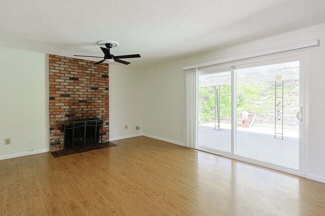 Building Photo - 4 Bed | 2.5 Bath Single-Family Home at the Base of Cowles Mountain