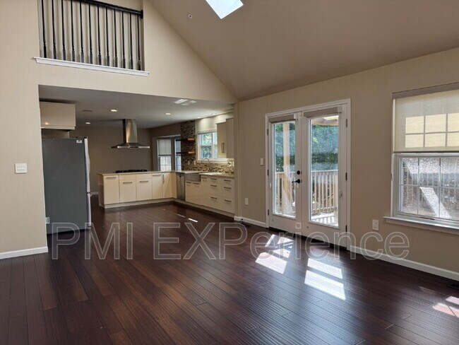 Building Photo - 9203 Sandy Creek Rd