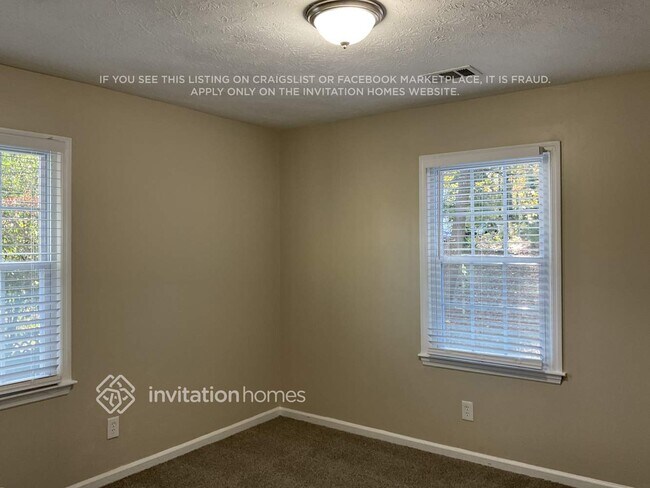 Building Photo - 150 Wilbur Ln