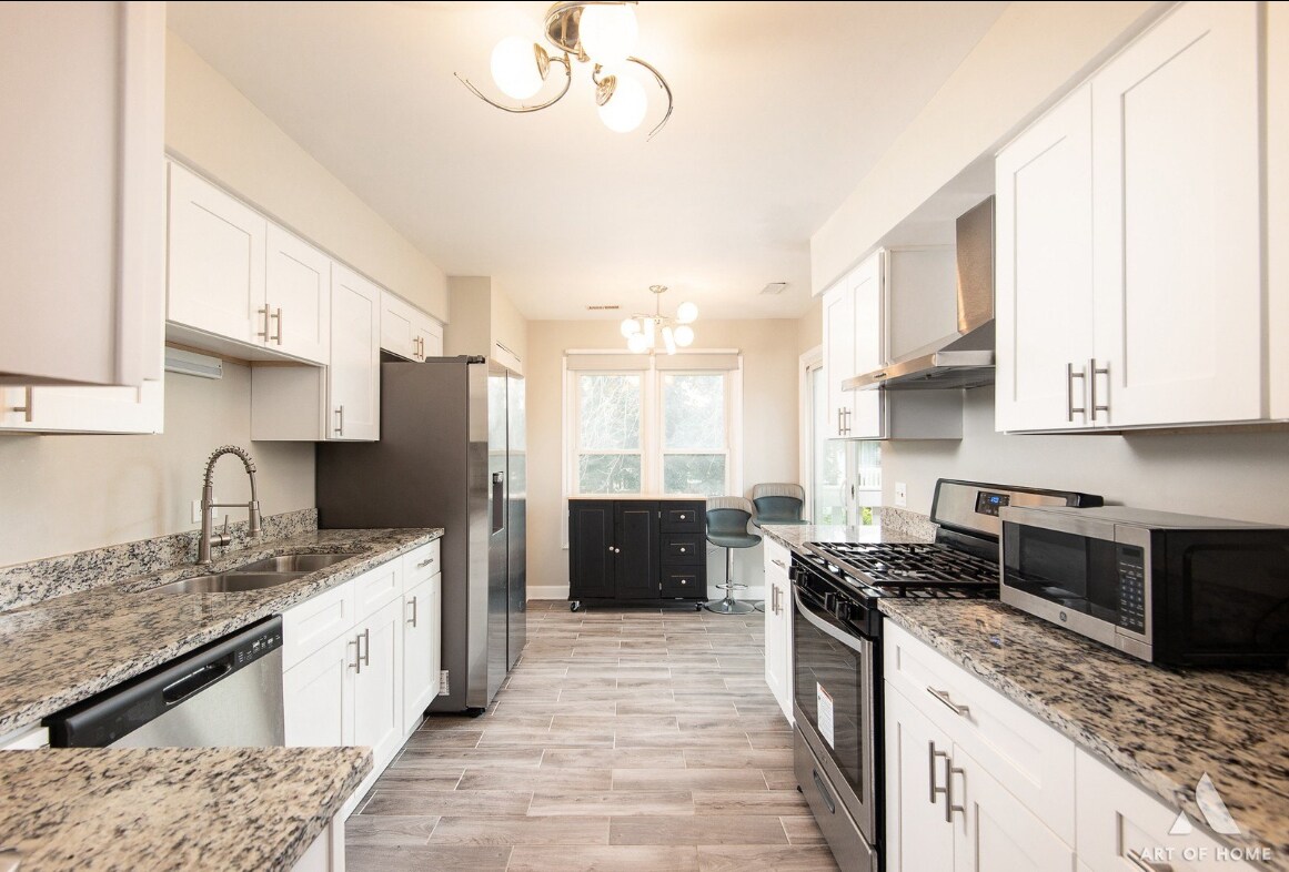 Building Photo - 257 Coventry Cir