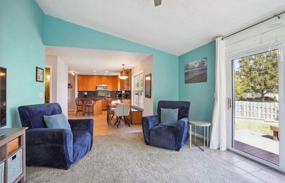 Building Photo - 9126 Ellersly Dr