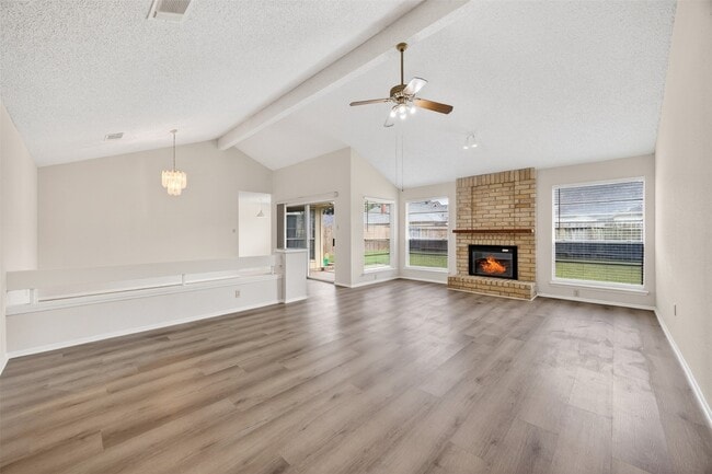 Building Photo - 12047 Plumpoint Dr