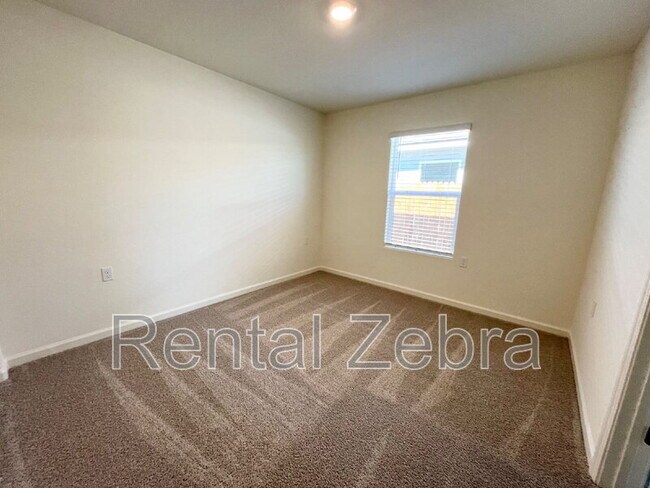 Building Photo - 4075 Cinnabar Ct