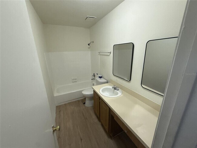 Building Photo - 4401 S Semoran Blvd