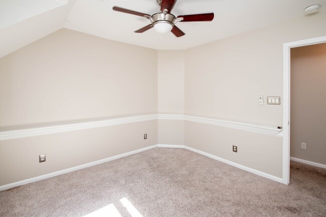 Building Photo - 6447 High Creek Ct