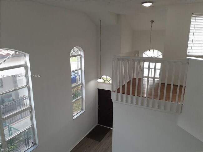 Building Photo - 4 br, 2.5 bath House - 245 Via Milan Ter