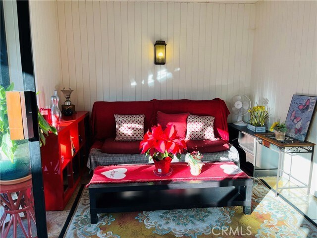 Building Photo - 525 S Ardmore Ave