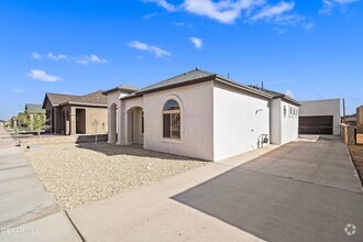 Building Photo - 14328 Chris Zingo Ln