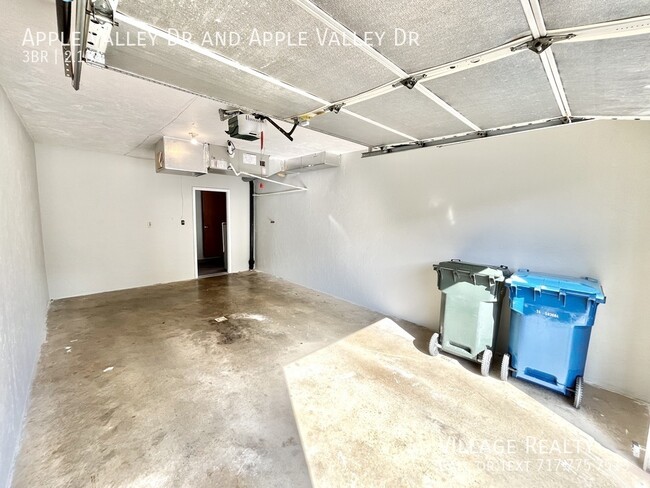 Building Photo - 1114 Apple Valley Dr
