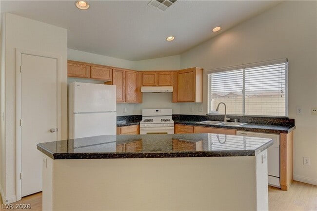 Building Photo - 3362 Wrangell Mountain St