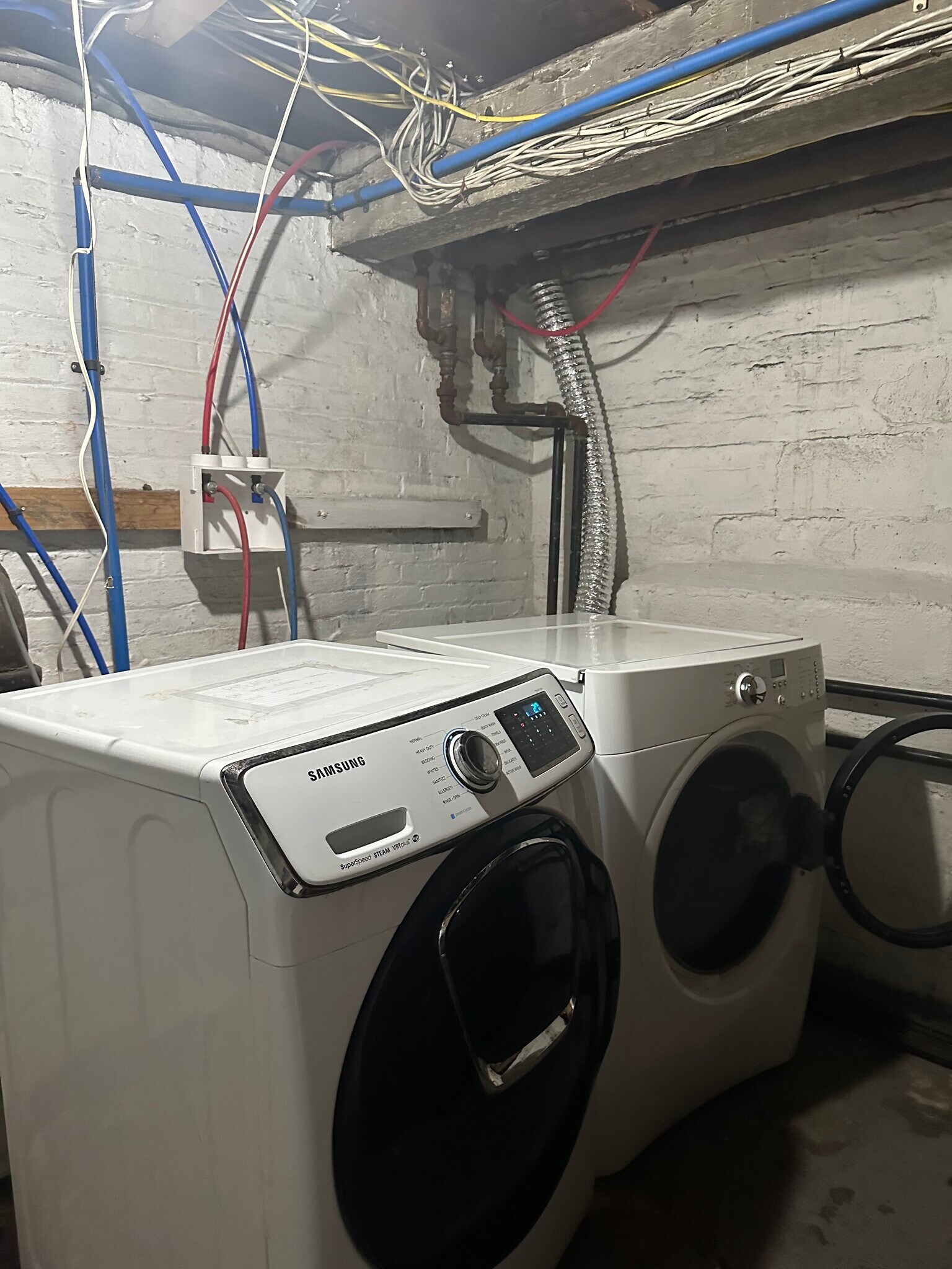 Building Photo - 286 Fulton Ave