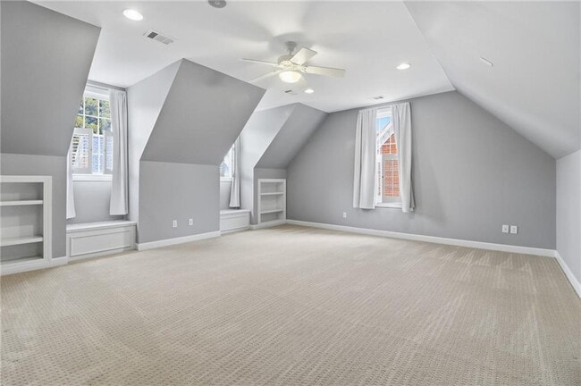 Building Photo - 4738 Ivy Ridge Dr SE