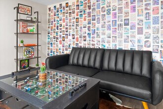 Building Photo - 5747 N 48th Ln