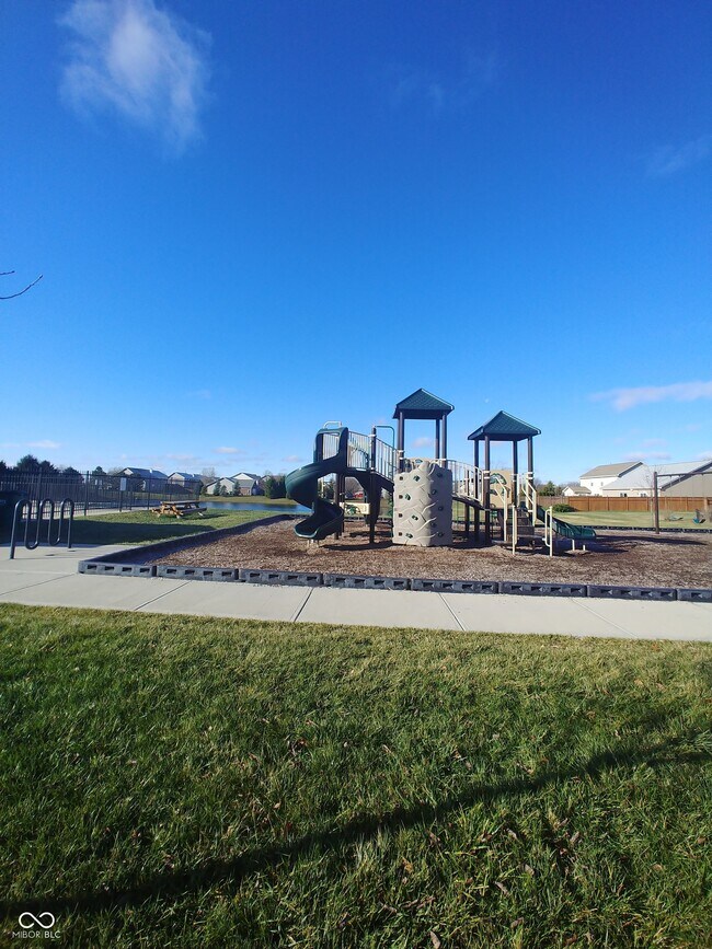 Building Photo - 17337 Retford Dr