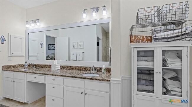 Building Photo - 2321 Brittany Grace