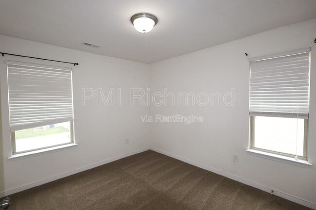 Building Photo - 10506 Marions Way