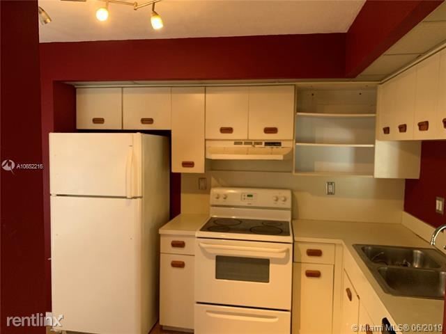 Building Photo - 2 br, 2 bath Condo - ELAN AT CALUSA CONDO II