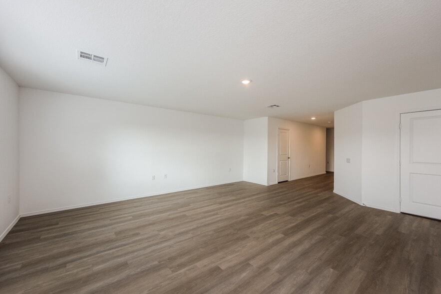 Building Photo - 12014 Overton Wy