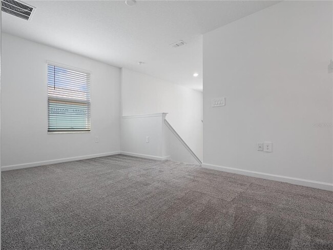 Building Photo - 571 Jett Ln