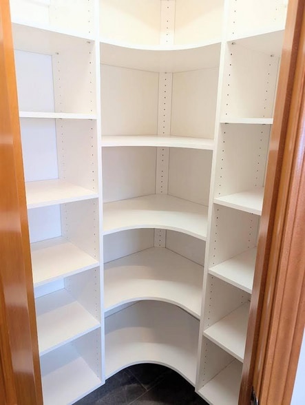 Building Photo - N9427 Handel Dr