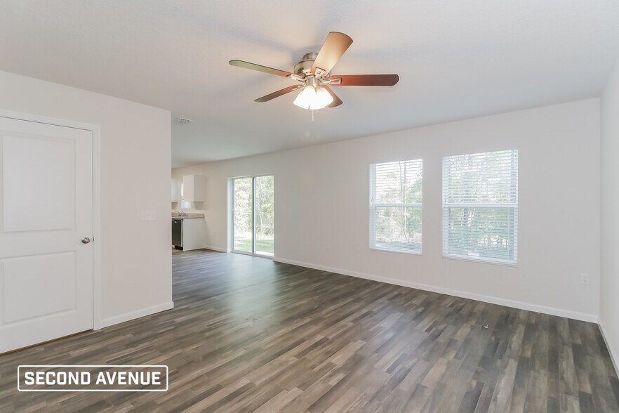 Building Photo - 2315 W Striblin Dr