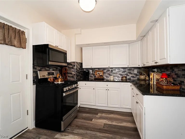 Primary Photo - 3647 W 47th St