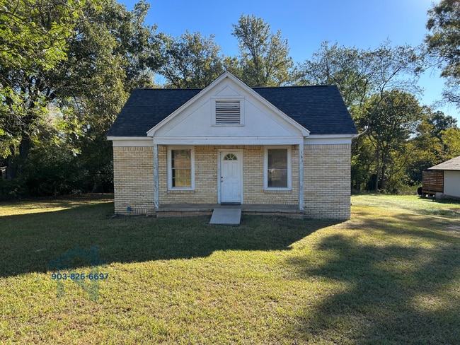 Building Photo - 503 Wills St