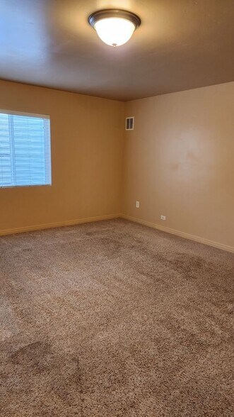 Building Photo - 146 Aparicio Dr