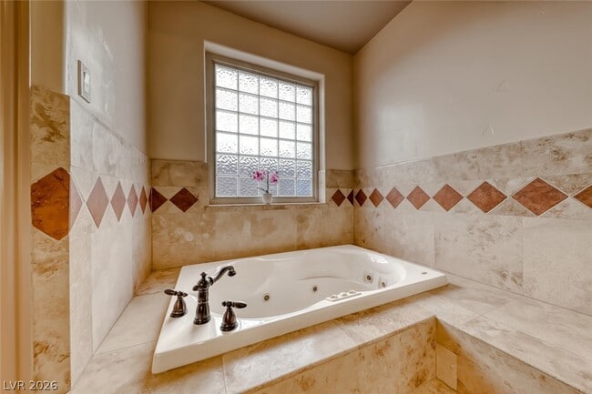 Building Photo - 905 Rhyolite Terrace