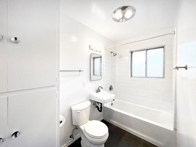 Building Photo - 57372 Yucca Trail