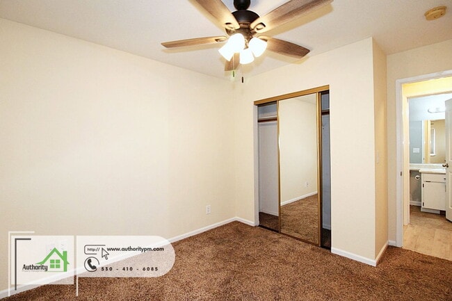 Building Photo - 1722 Almaden Dr