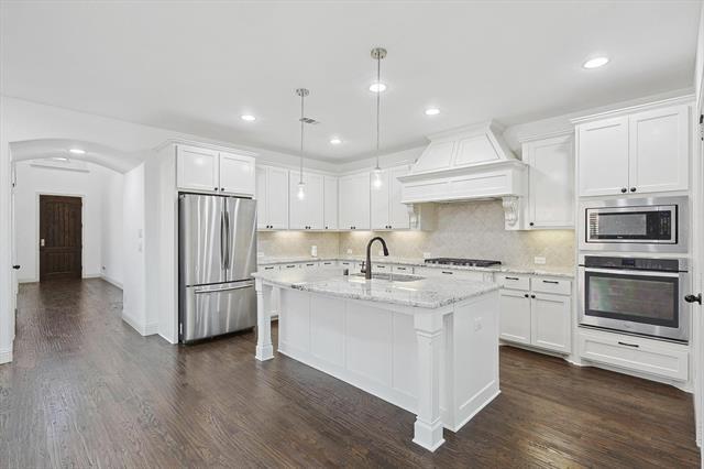 Building Photo - 504 Warwick Blvd