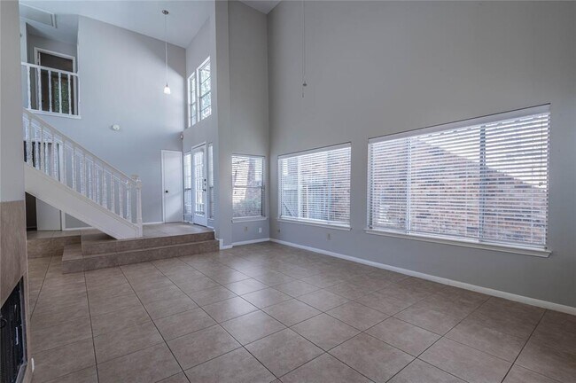 Building Photo - 14232 Reissen Ln