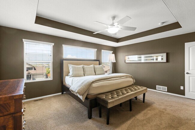 Building Photo - Evolve Real Estate: Meticulous and Luxurious 4 Bedroom + Office + Finished Basement on A Double C...