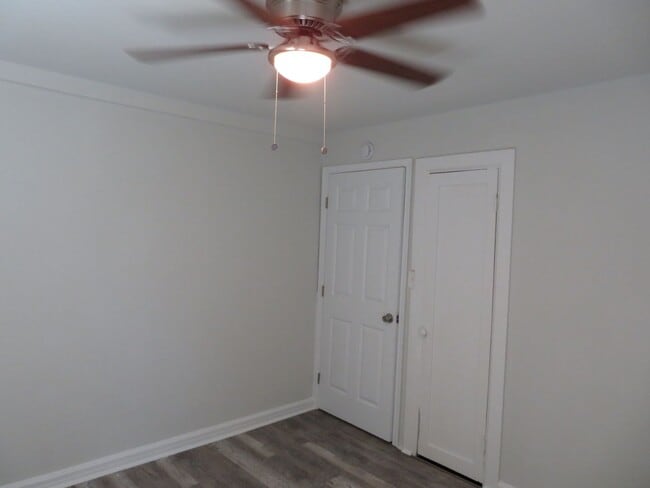 Building Photo - 615 Gilliam St