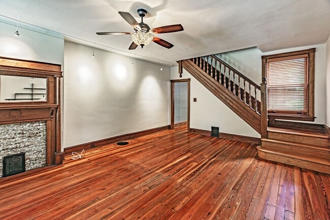Building Photo - Charming and unique 3 bedroom, 3 bath townhome near Brandywine River and Zoo