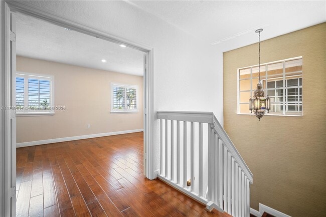 Building Photo - 9101 SW 41st St