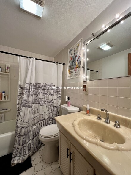 Building Photo - 264 Shawmut Ave