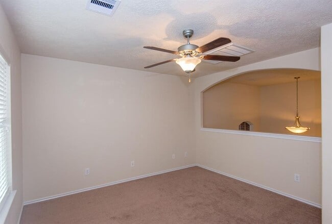 Building Photo - 5301 Summer Spring Ln