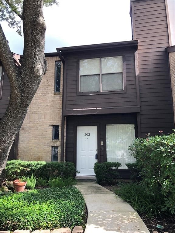 Building Photo - 2601 S Braeswood Blvd