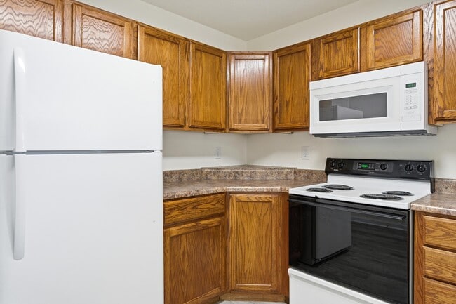 Building Photo - 1709 Juniper Dr