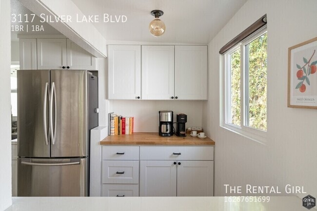 Building Photo - 3117 Silver Lake Blvd